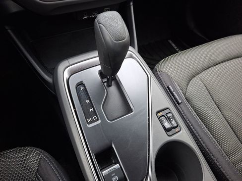 Used 2024 Subaru Crosstrek 2.0i Premium AWD/4WD image 17