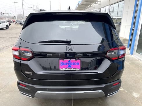 New 2026 Honda Pilot EX-L image 3