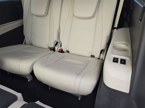 Used 2020 Mercedes-Benz GLS 450 GLS 450 image 32