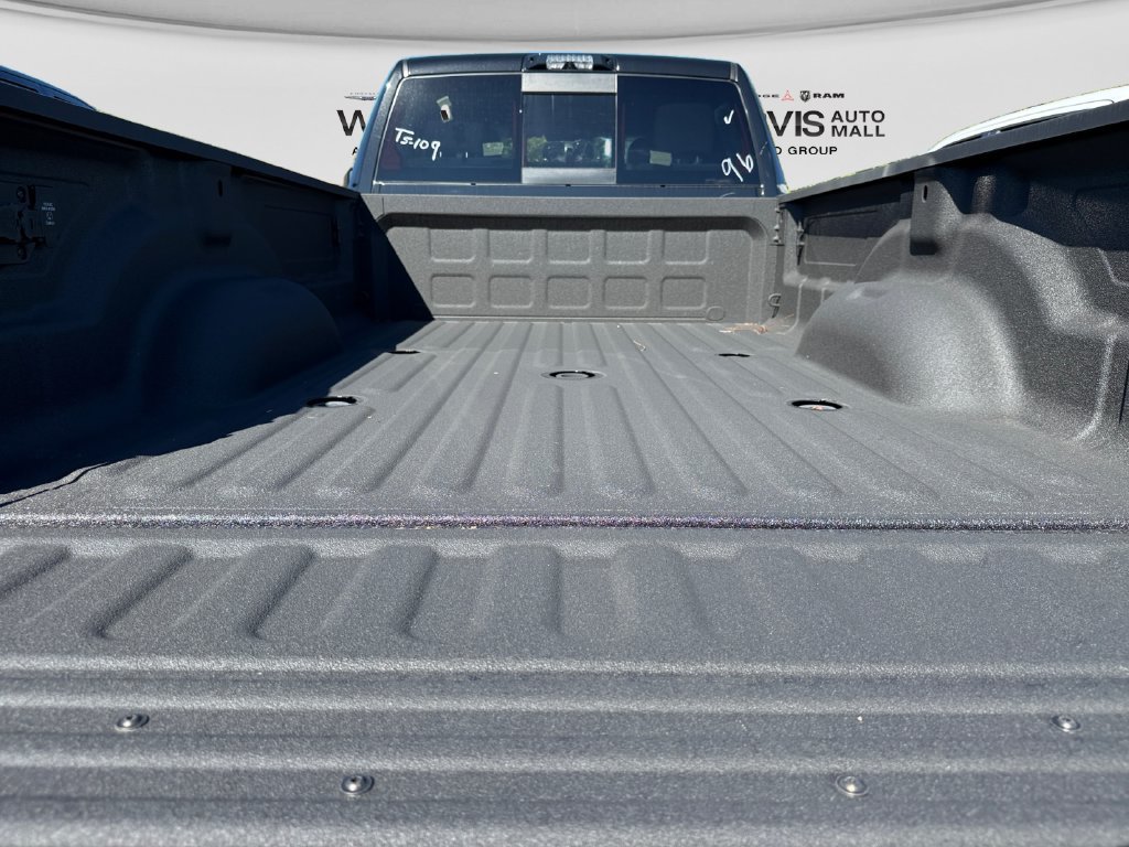 New 2026 RAM 3500 Big Horn AWD/4WD image 30