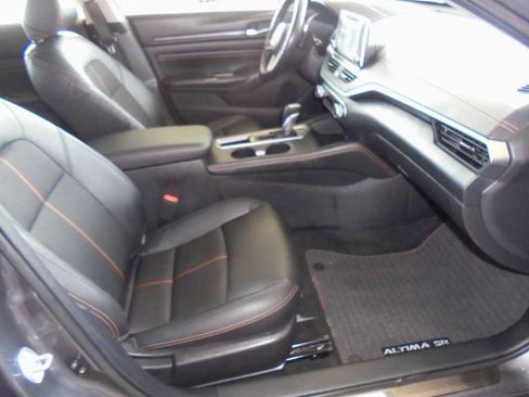 Used 2019 Nissan Altima 2.5 SR image 8