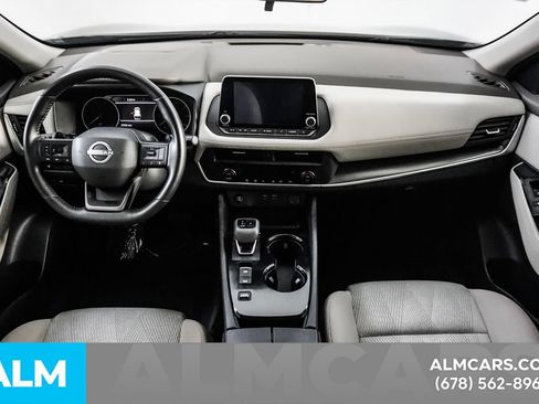 Used 2025 Nissan Rogue SV FWD image 25