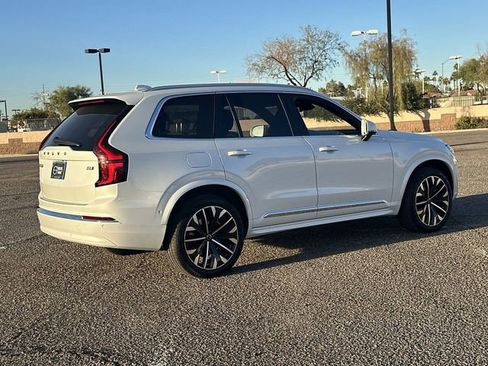 New 2026 Volvo XC90 B6 Plus w/ Protection Package Premier image 7
