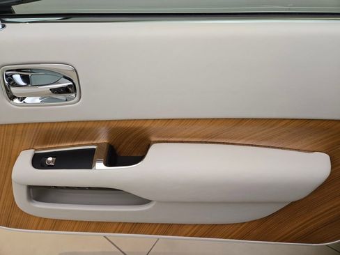 Certified 2016 Rolls-Royce Wraith image 26