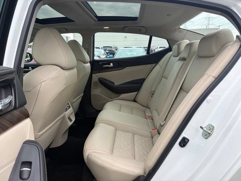 Used 2018 Nissan Maxima Platinum FWD image 25