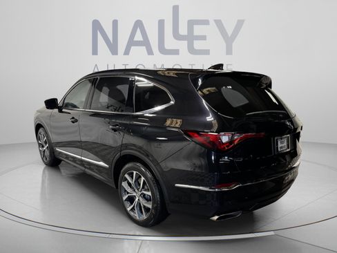 Used 2023 Acura MDX SH-AWD w/ Technology Package image 3
