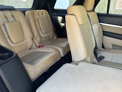 Used 2017 Ford Explorer 4WD image 33