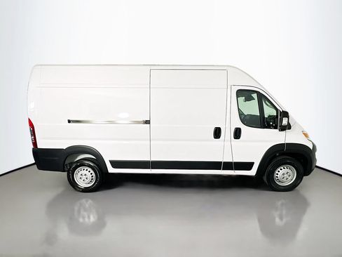 New 2026 RAM ProMaster 2500 w/ Convenience Group FWD image 8