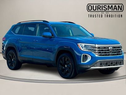 Certified 2025 Volkswagen Atlas SE w/ Panoramic Sunroof Package