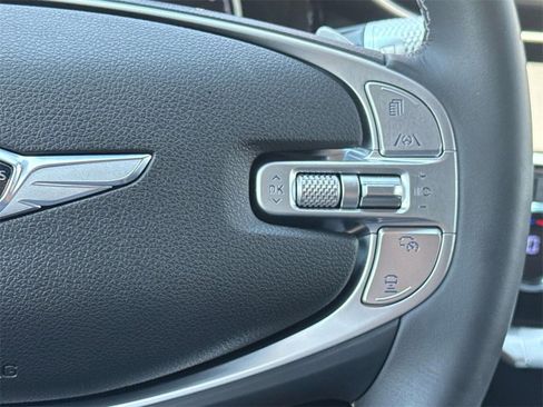 Used 2025 Genesis GV70 2.5T Select w/ Select Package image 11