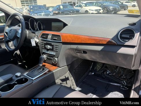 Used 2014 Mercedes-Benz C 300 4MATIC Sedan image 29
