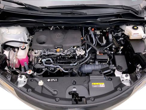 Used 2023 Toyota Sienna XLE image 30