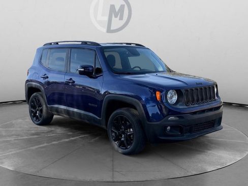 Used 2018 Jeep Renegade Altitude w/ Safety & Security Group image 7
