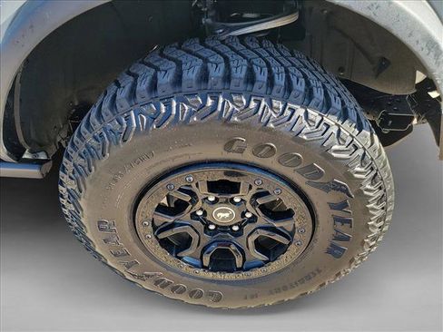 Used 2021 Ford Bronco First Edition image 10