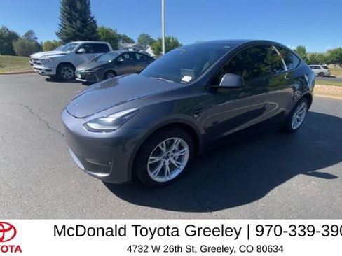 Used 2023 Tesla Model Y Long Range AWD/4WD image 3