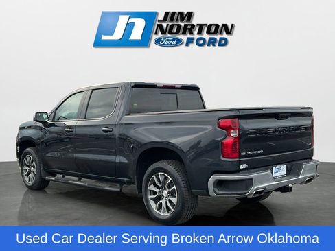 Used 2024 Chevrolet Silverado 1500 LT AWD/4WD image 6