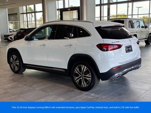 Used 2025 Mercedes-Benz GLA 250 4MATIC w/ Winter Package image 8