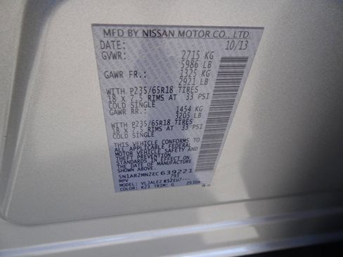 Used 2014 Nissan Pathfinder SV image 12