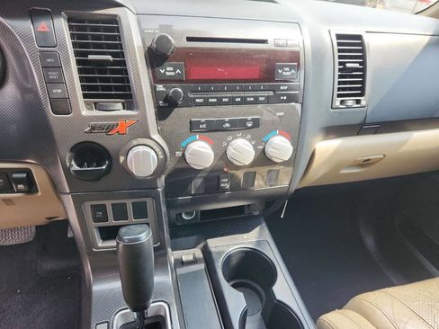 Used 2013 Toyota Tundra 2WD CrewMax w/ SR5 Pkg image 12