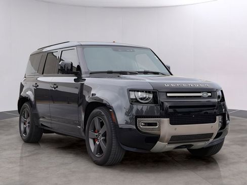 Certified 2025 Land Rover Defender 110 X AWD/4WD image 3