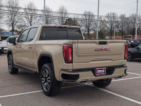 Used 2023 GMC Sierra 1500 AT4 w/ Technology Package image 10
