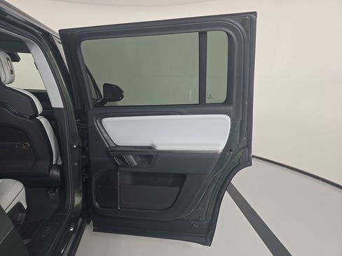 Used 2024 Rivian R1S Adventure AWD/4WD image 19