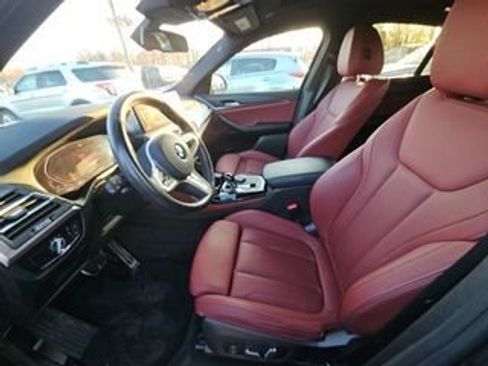 Used 2024 BMW X4 xDrive30i w/ Premium Package image 5