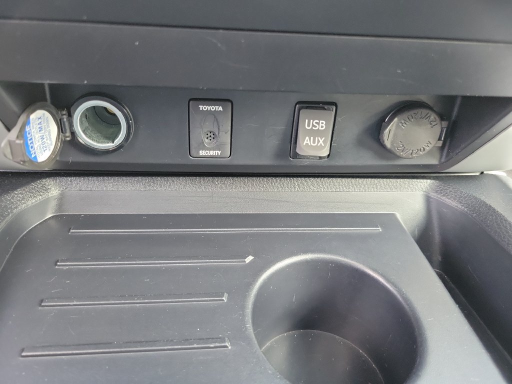 Used 2018 Toyota Tundra Platinum AWD/4WD image 35