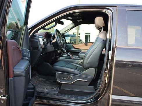 Used 2021 Ford F150 Lariat w/ Equipment Group 502A High AWD/4WD image 11