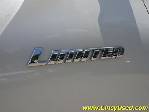 Used 2010 Toyota Highlander Limited AWD/4WD image 27