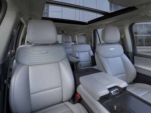 New 2026 Ford Expedition Platinum w/ Platinum Ultimate Package image 11