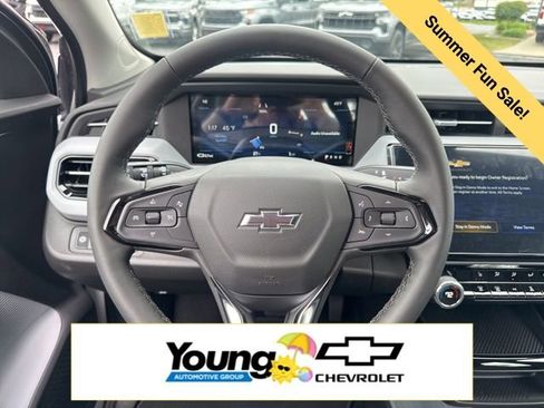 New 2027 Chevrolet Bolt LT w/ Comfort Package FWD image 15
