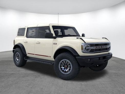 New 2026 Ford Bronco Outer Banks w/ Sasquatch Package AWD/4WD image 7