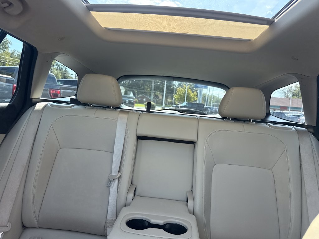 Used 2019 Buick Regal Essence w/ Driver Confidence Package I AWD/4WD image 43
