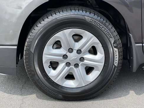 Used 2017 Chevrolet Traverse LS FWD image 7