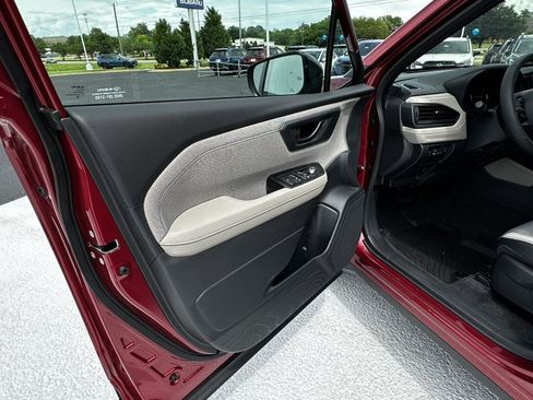 New 2026 Subaru Forester Premium AWD/4WD image 13