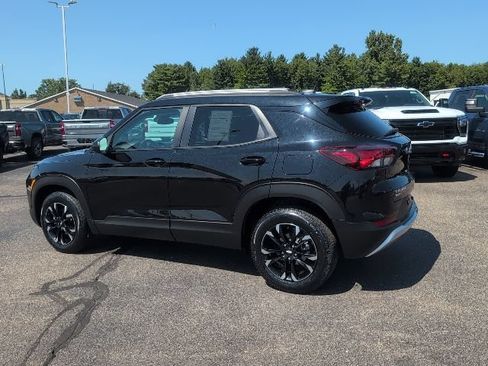 Used 2023 Chevrolet TrailBlazer LT w/ Convenience Package AWD/4WD image 5
