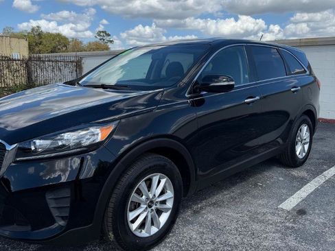 Used 2020 Kia Sorento LX FWD image 36