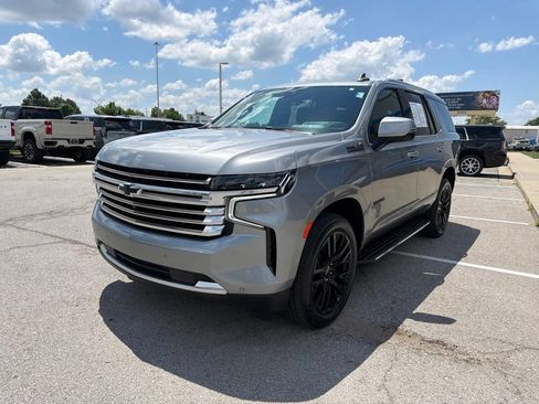 Used 2024 Chevrolet Tahoe High Country AWD/4WD image 7