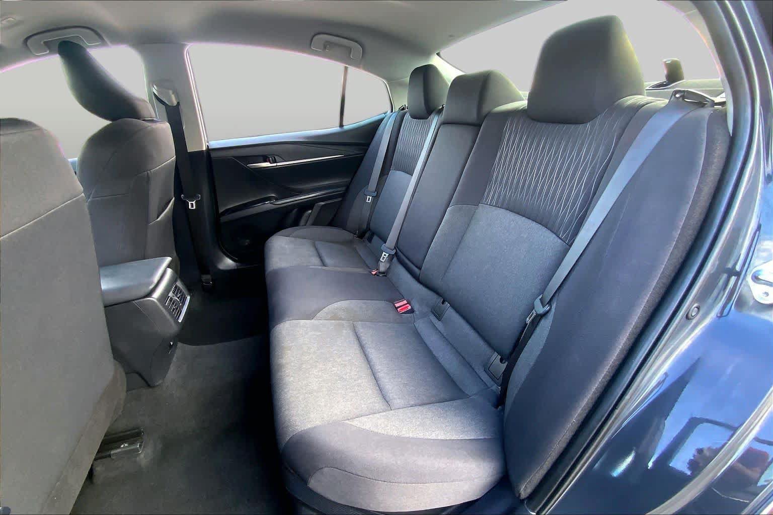 Used 2025 Toyota Camry LE FWD image 20