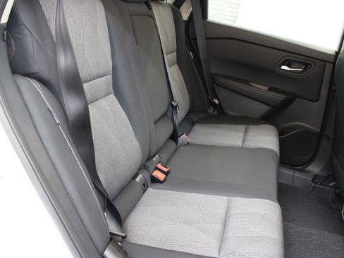 New 2026 Nissan Rogue SV FWD image 18