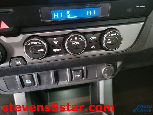 Used 2021 Toyota Tacoma SR5 image 15