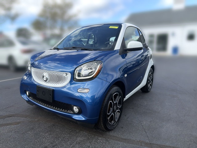 Used 2016 smart fortwo Coupe RWD image 3