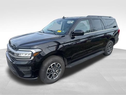 Certified 2024 Ford Expedition Max XLT image 2