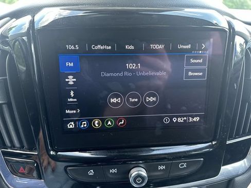 Used 2020 Chevrolet Traverse RS w/ LPO, Floor Liner Package AWD/4WD image 14