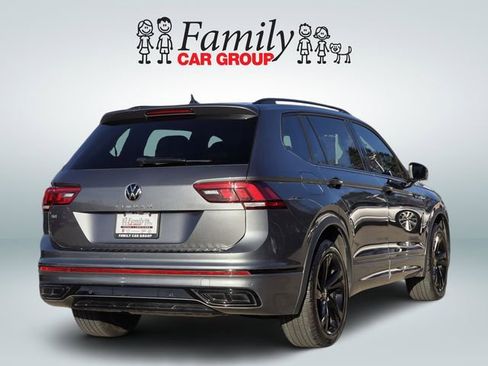 Used 2023 Volkswagen Tiguan SE R-Line image 4