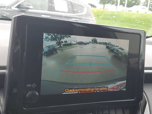 Certified 2024 Toyota Corolla Cross LE w/ Moonroof Package AWD/4WD image 27
