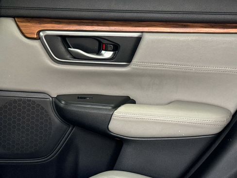 Used 2017 Honda CR-V EX image 14