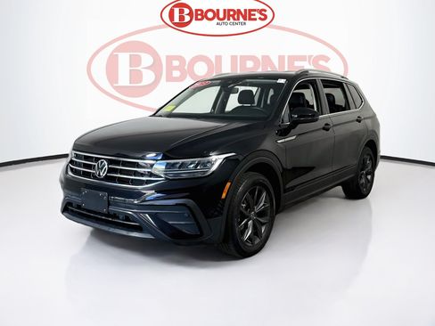 Used 2023 Volkswagen Tiguan SE FWD image 6