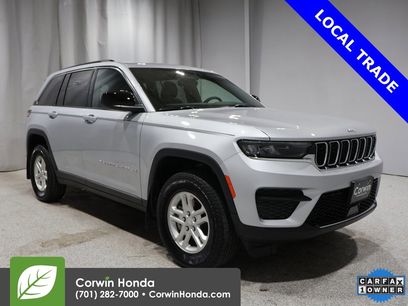 Used 2025 Jeep Grand Cherokee Laredo